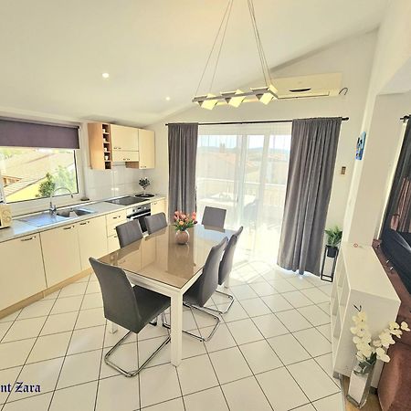 Apartment Zara Biograd Na Moru Exterior photo